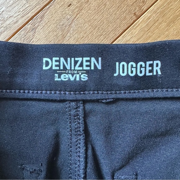 Denizen From Levi’s Jogger Jeans With Zip Details Womens 30 Black - Picture 2 of 4